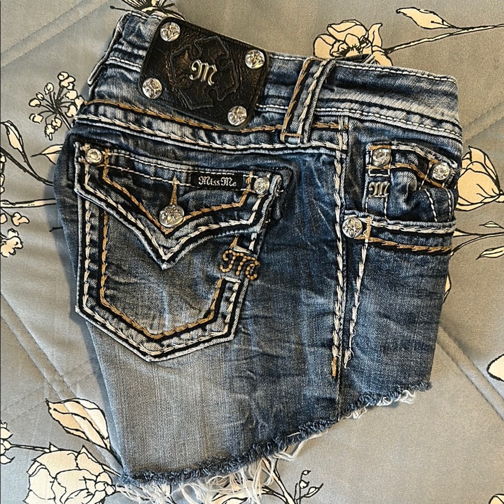 Miss me heavy stitched jeans shorts